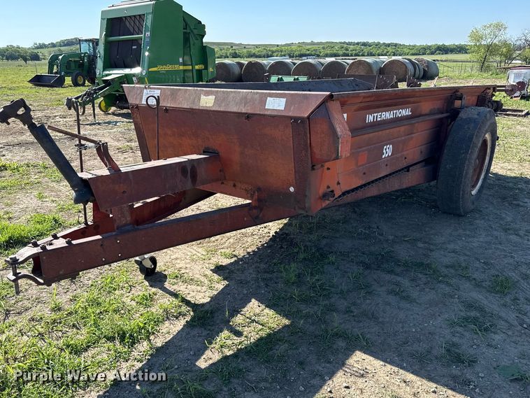 International manure spreader - DZ4473