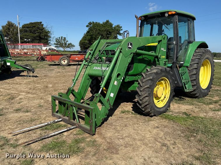 John Deere 6615 tractor - DZ4475