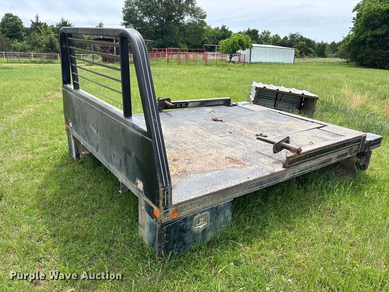 Butler hydraulic bale bed - ES8984