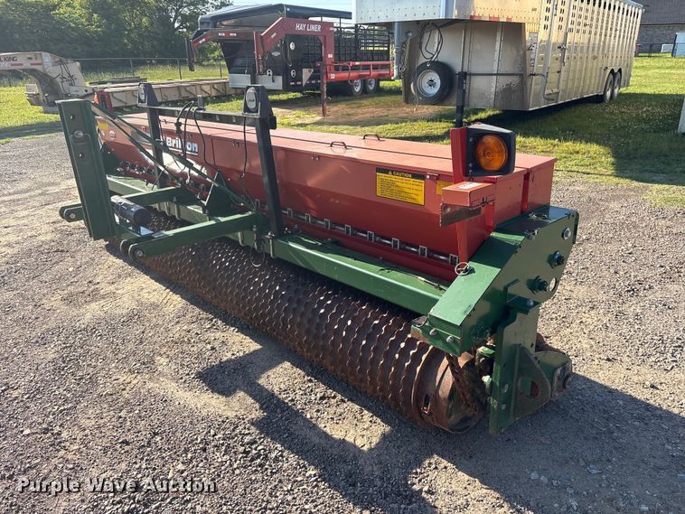 Brillion SSP12 seeder - ET2079