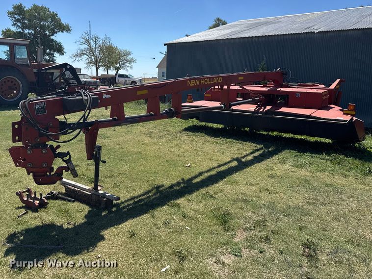 New Holland 1441 swather / windrower - FB7381