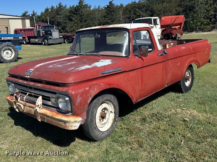 1962 Ford F250 pickup truck - FB7387