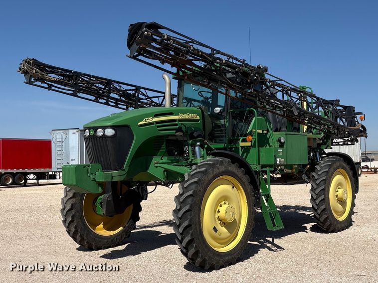 2006 John Deere 4720 sprayer - FC2274