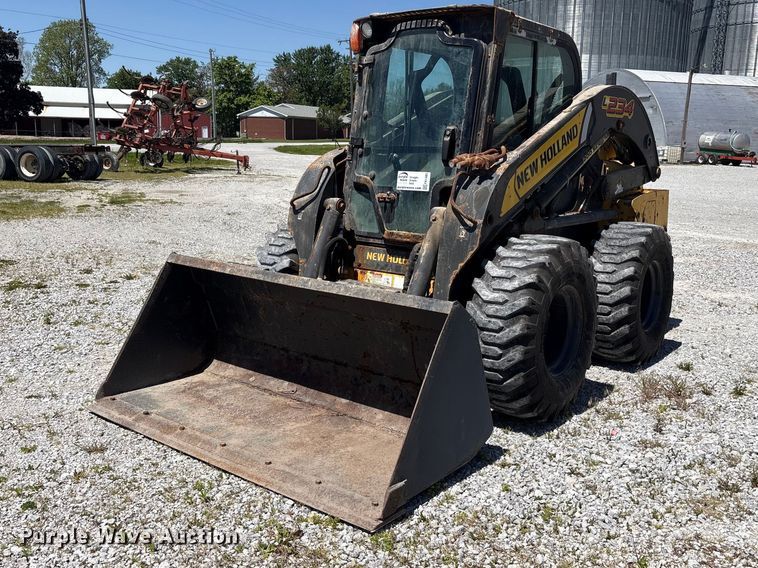2016 New Holland L234 Loader skid steer loader - FK1483