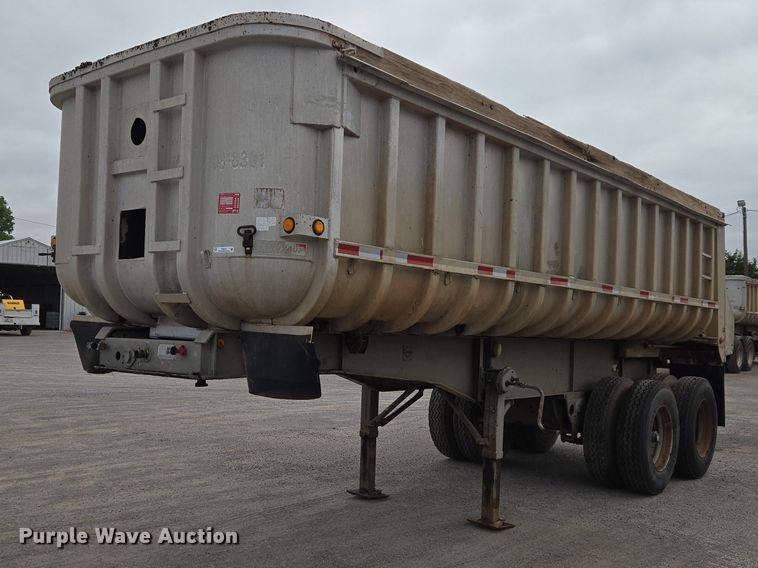 1983 Fruehauf end dump trailer - EW0105