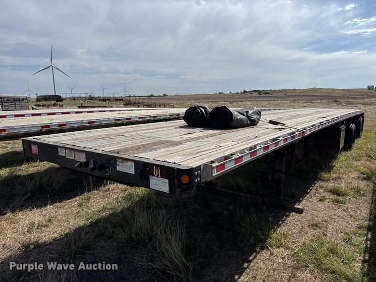 2004 Great Dane flatbed trailer - EW4550