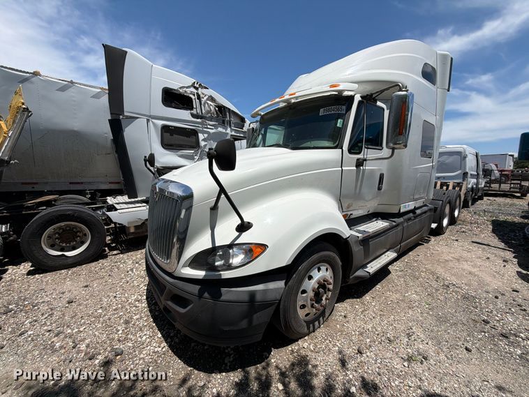 2016 International ProStar Plus semi truck - YA1395