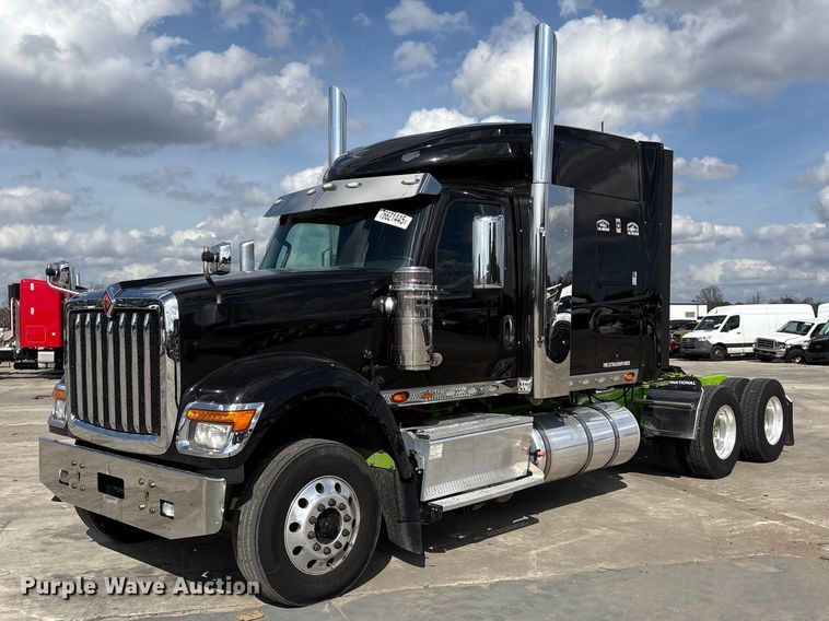 2024 International HX520 semi truck - YA2272