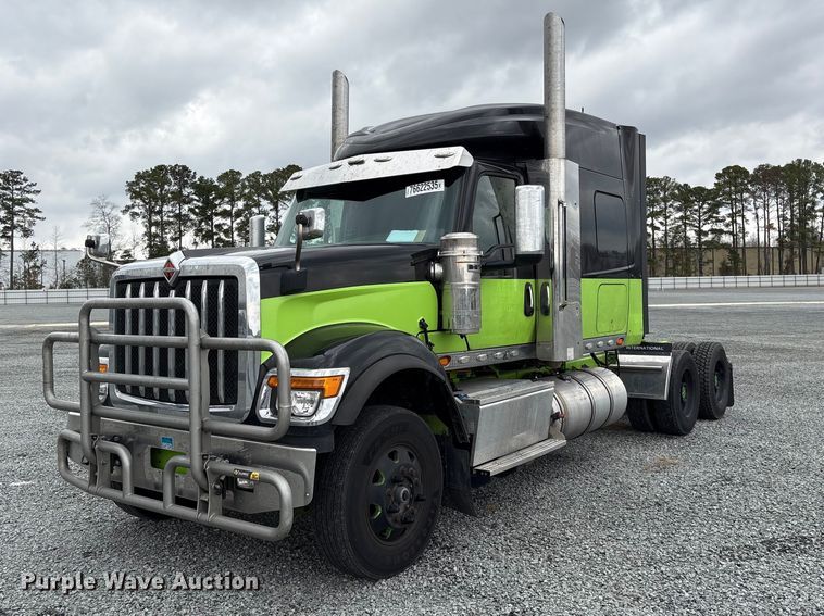 2023 International HX520 semi truck - YA2274