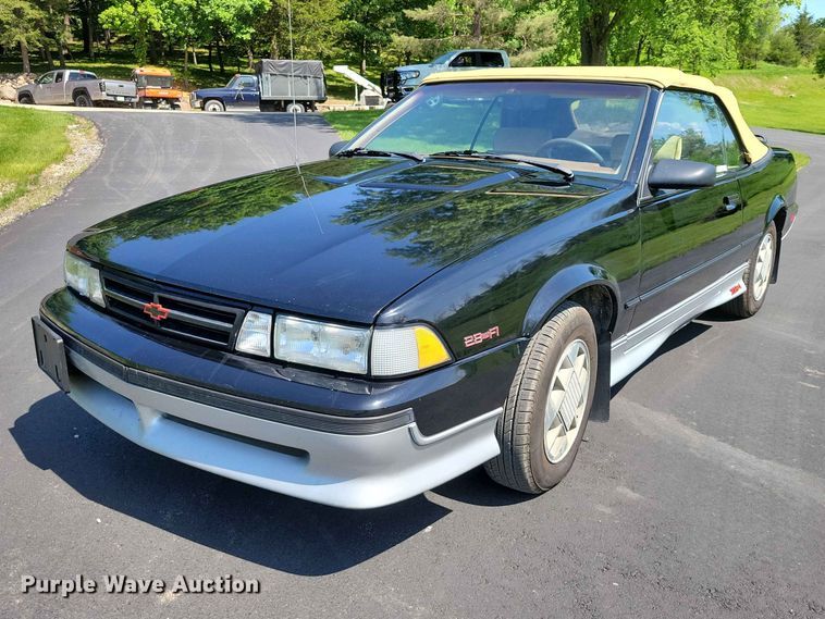 1988 Chevrolet Cavalier Z24 convertible - DZ7206