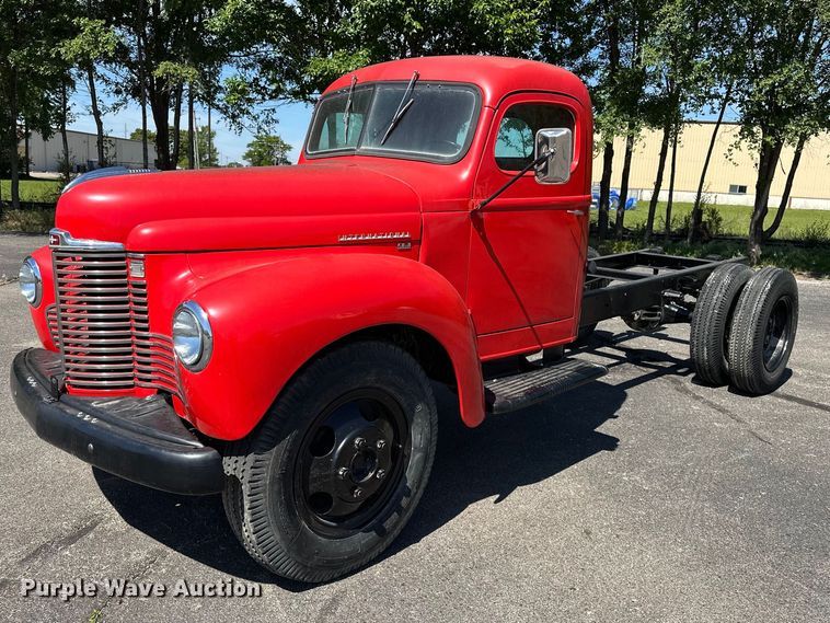 1948 International KB-5 truck cab and chassis - EA4847