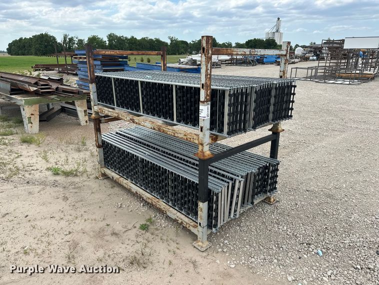 (40) Carton flow tracks - EA4869