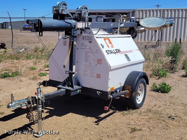 2013 Magnum MLT4060K/STD light plant - ED0100