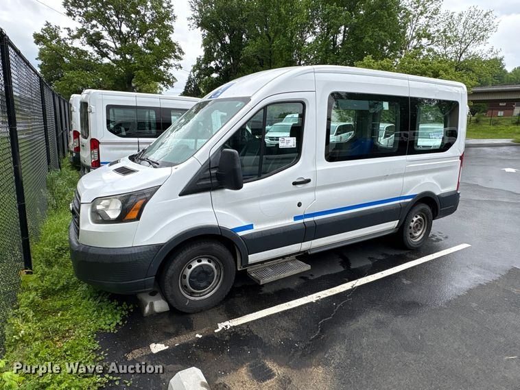 2018 Ford Transit 150 van - EF1157