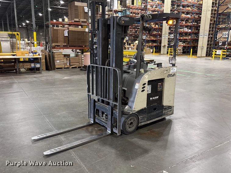 2018 Crown RC5545-40 forklift - EF1188