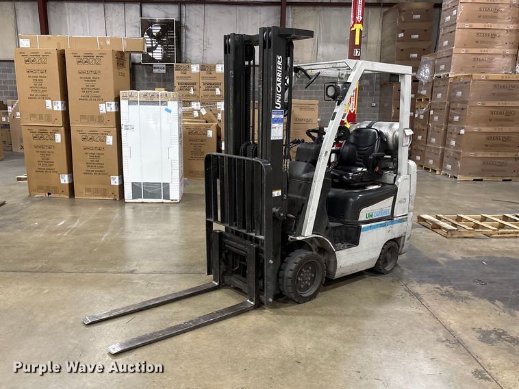 2016 UniCarriers CFS40 forklift - EF1193