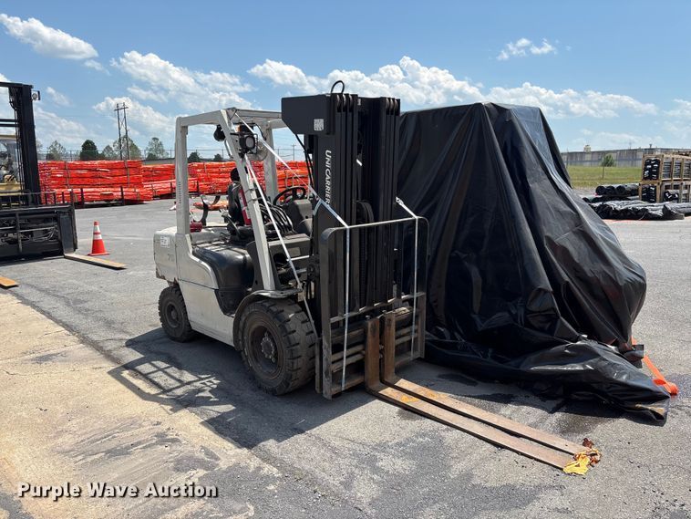 2019 UniCarriers PF70 forklift - EF1211