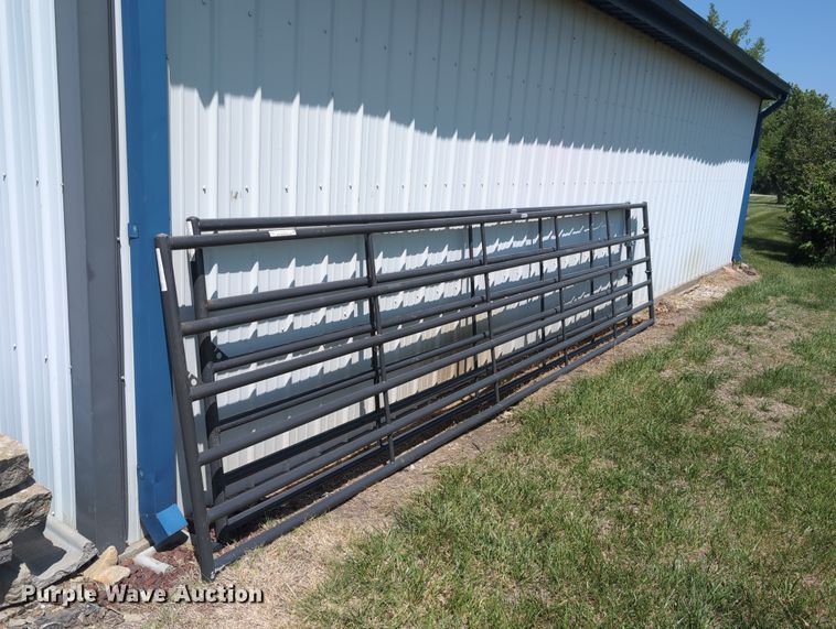 (2) gates - EG2754