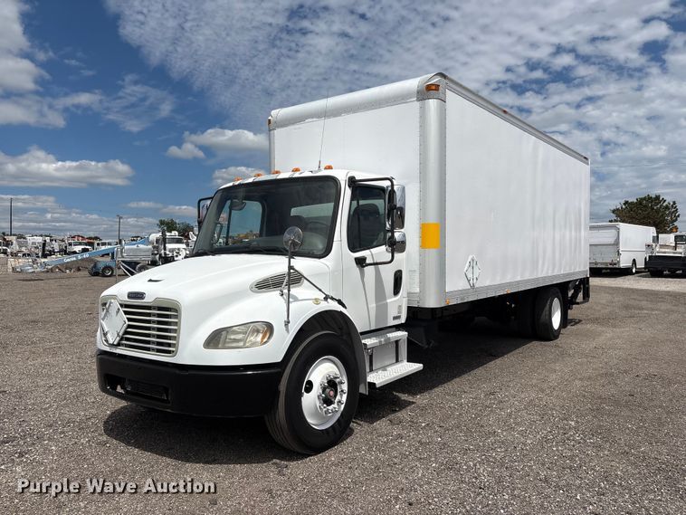 2005 Freightliner Business Class M2 box truck - EG9067