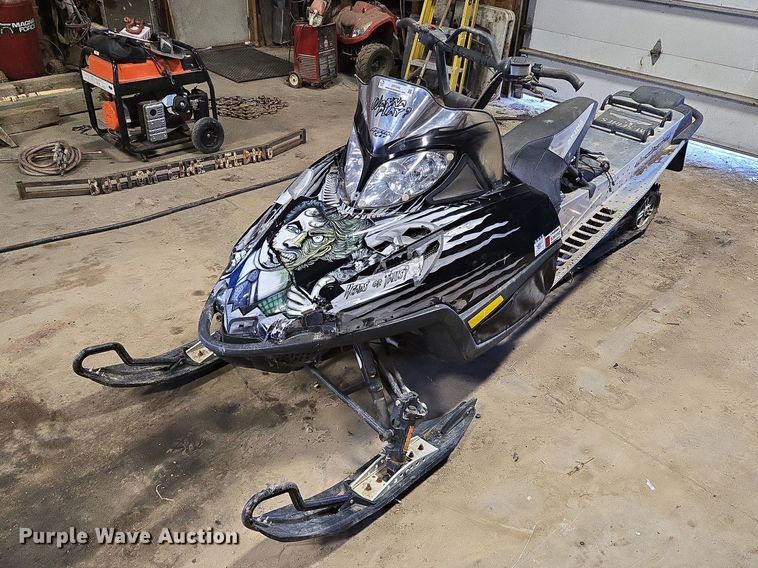 2006 Arctic Cat M7 snowmobile - ER1549
