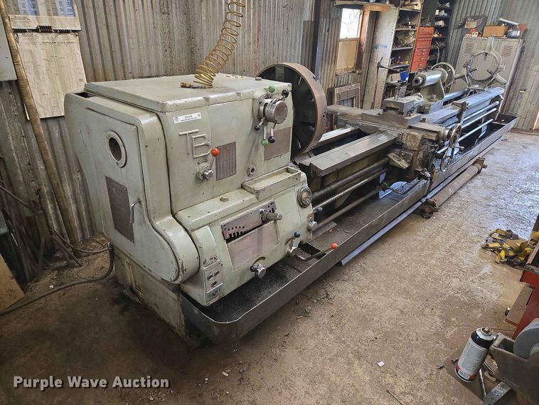 Binns & Berry Lathes LTD lathe - ER1638