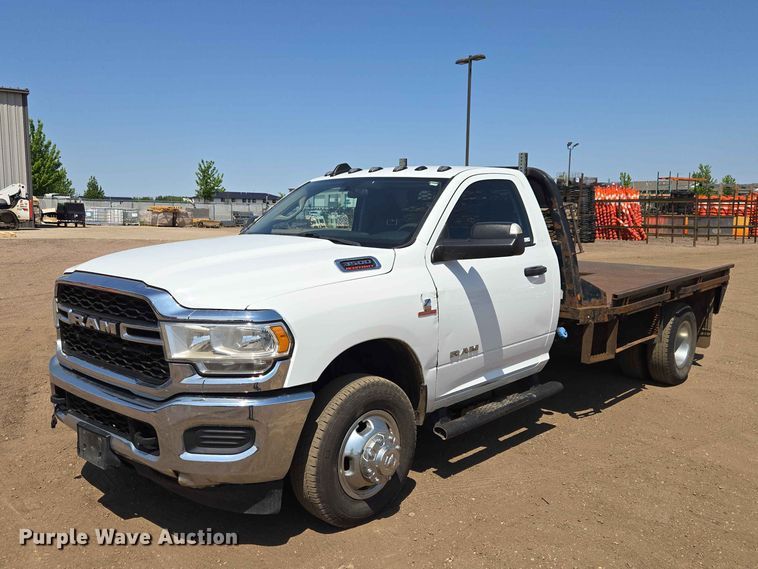 2020 RAM 3500 flatbed pickup truck - ER1665