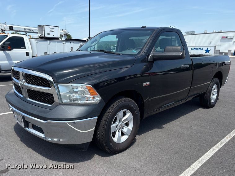 2018 RAM 1500 pickup truck - ET2090