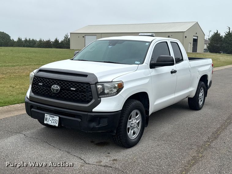 2020 Toyota Tundra pickup truck - ET6219