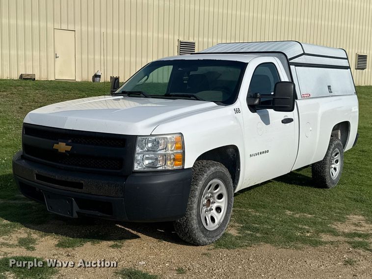 2013 Chevrolet Silverado 1500 pickup truck - ET6250