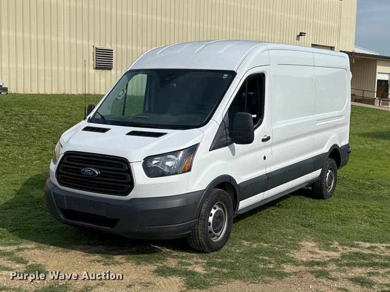 2018 Ford Transit 250 van - ET6252