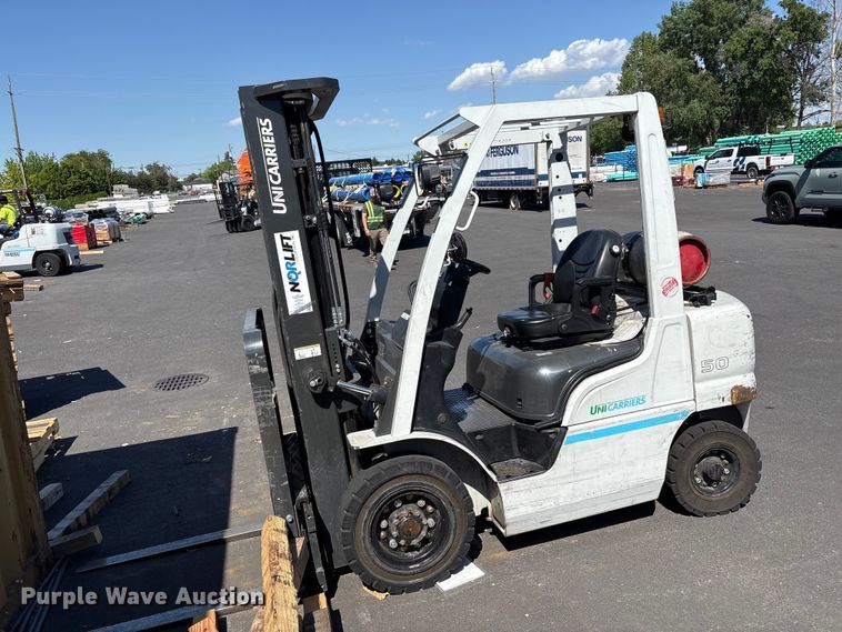 2017 UniCarriers PF50 forklift - EU8694
