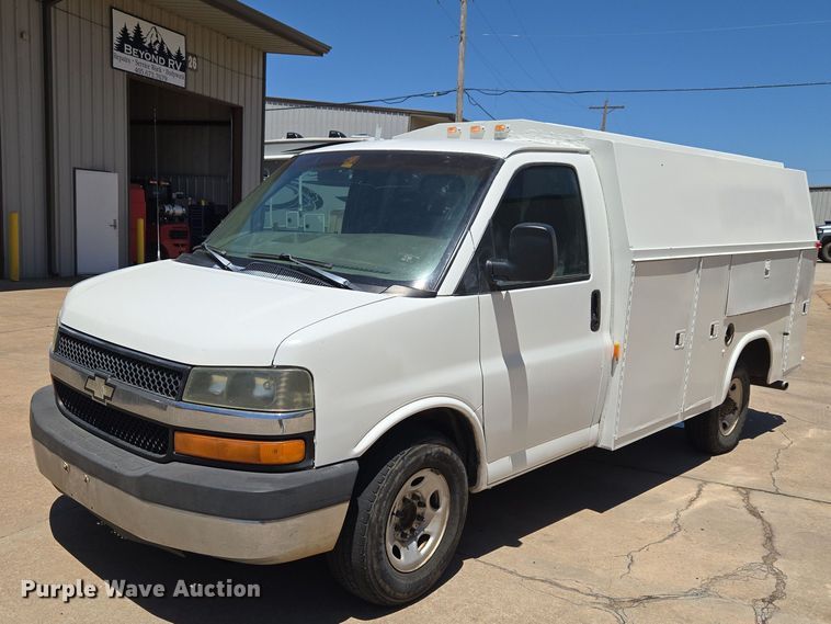 2003 Chevrolet Express utility van - EW0140