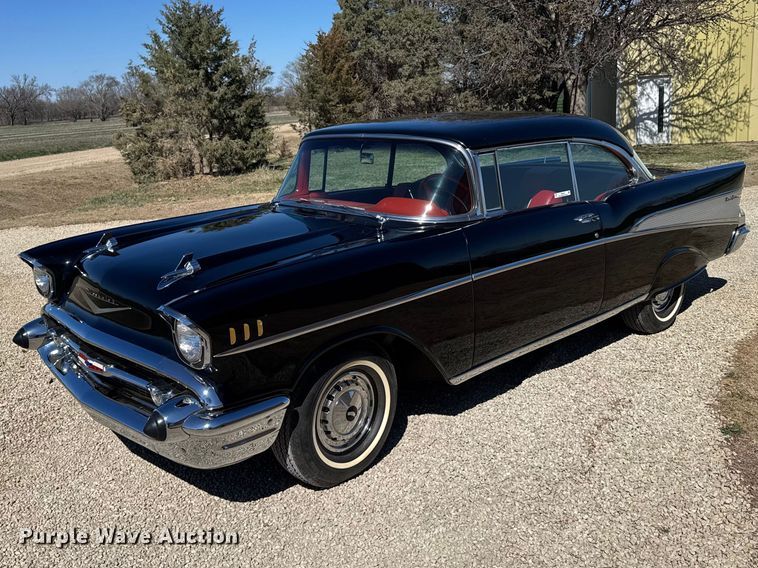 1957 Chevrolet Bel Air sedan - FB0946