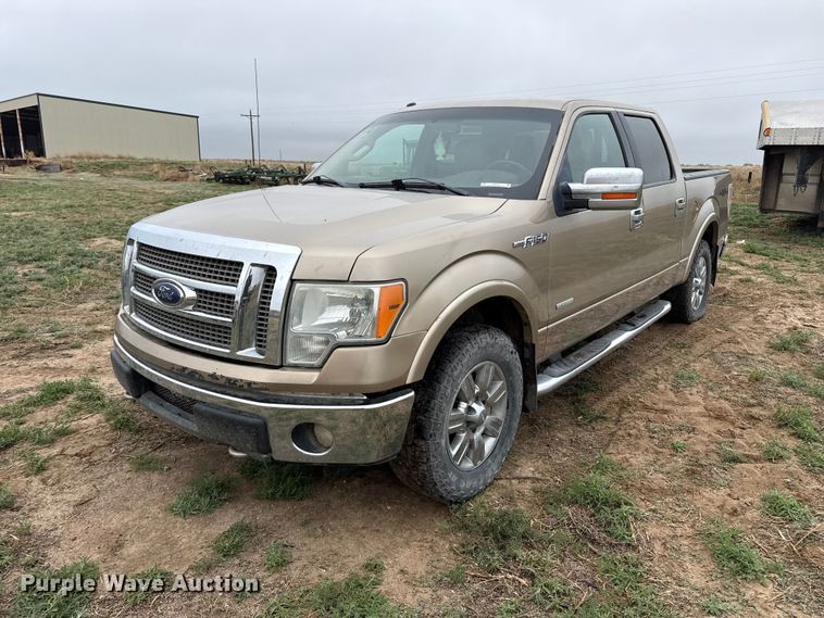 2011 Ford F150 Crew Cab pickup truck - FB6497