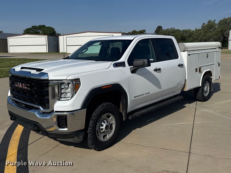 2023 GMC Sierra 2500HD Crew Cab utility bed pickup truck - FB7403