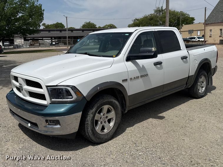 2012 Dodge Ram 1500 Crew Cab pickup truck - FB7408