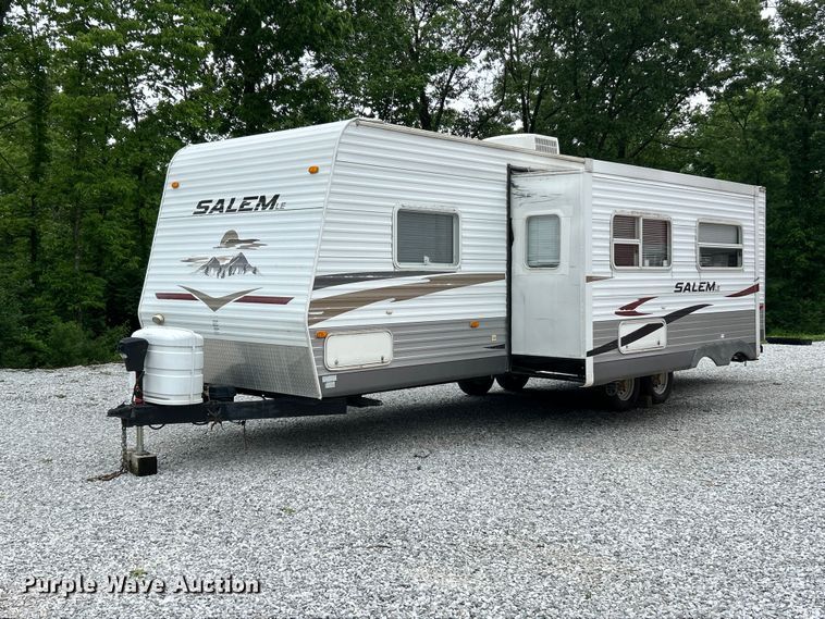2009 Salem LE camper - FC2662
