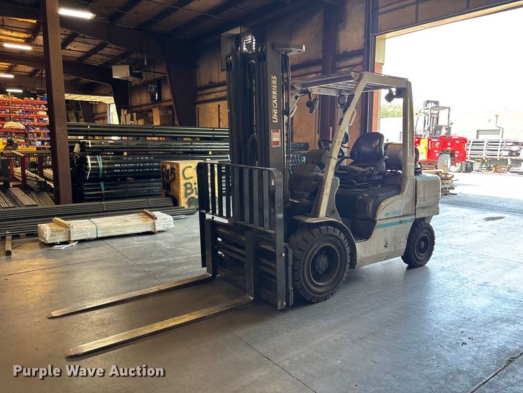 2015 Nissan PF70 forklift - FC4668