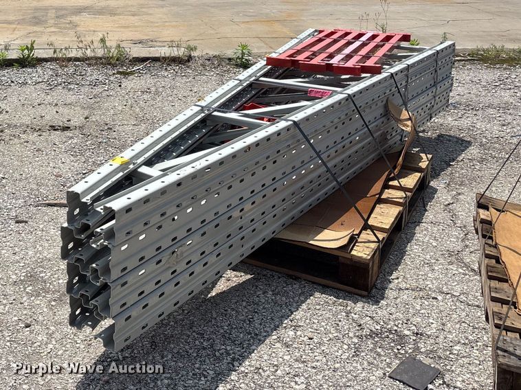 T-bolt pallet racking - FC4680