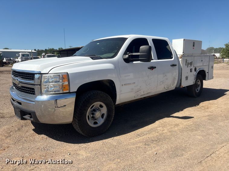 2009 Chevrolet Silverado 2500 HD Crew Cab utility bed pickup truck - FI0172