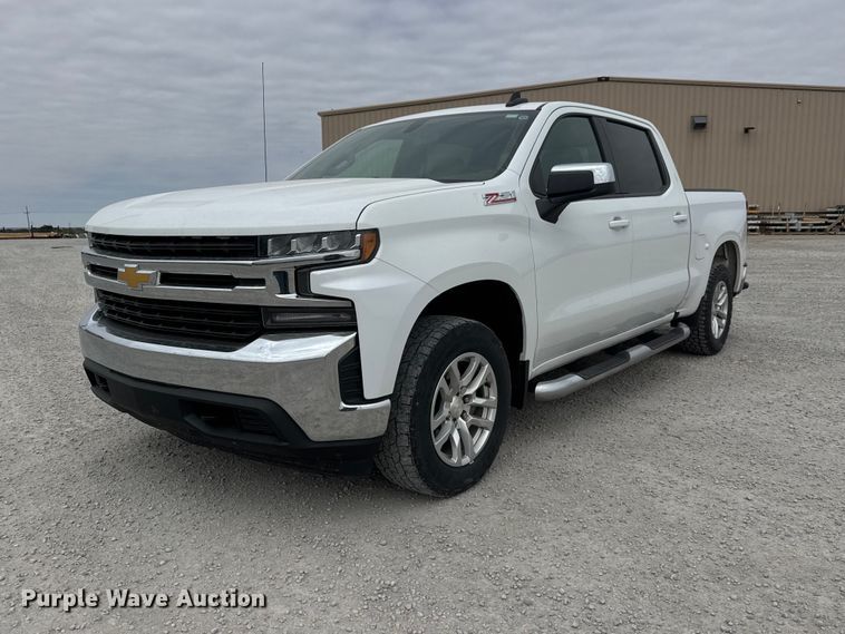 2019 Chevrolet Silverado 1500 Crew Cab pickup truck - NA9346