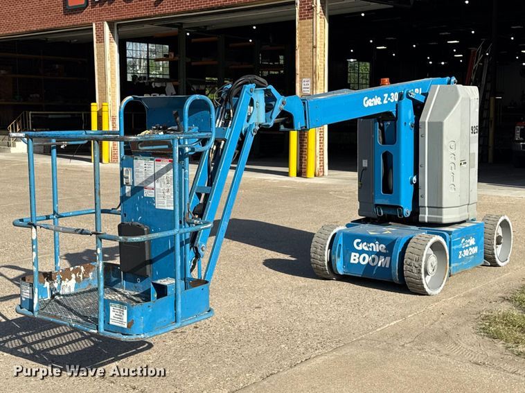 2012 Genie Z-30/20N RJ boom lift - ND9479