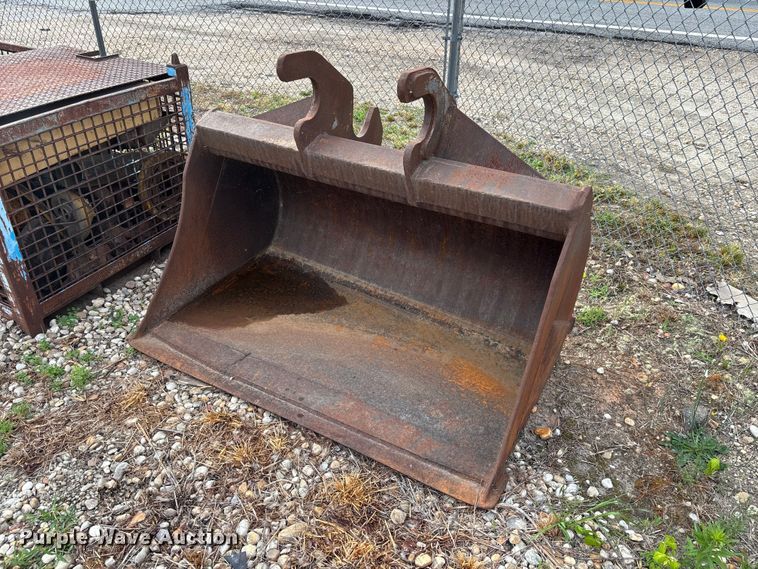 Excavator bucket - DU6274
