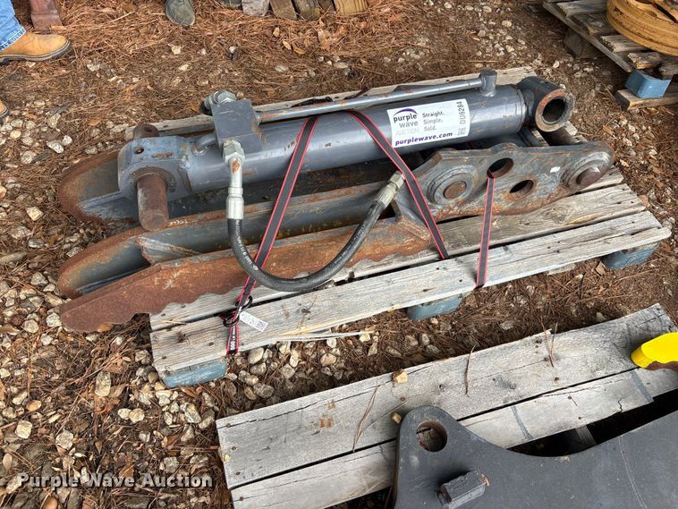 Excavator hydraulic thumb - DU6284