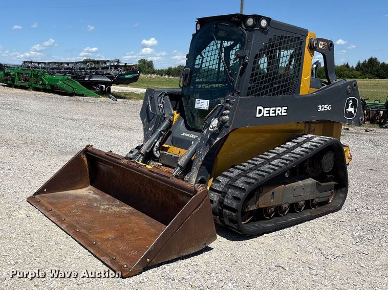 2022 John Deere 325G tracked skid steer loader - DV4326