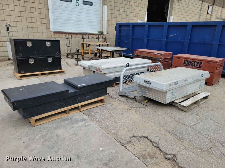 (6) toolboxes - DZ7184