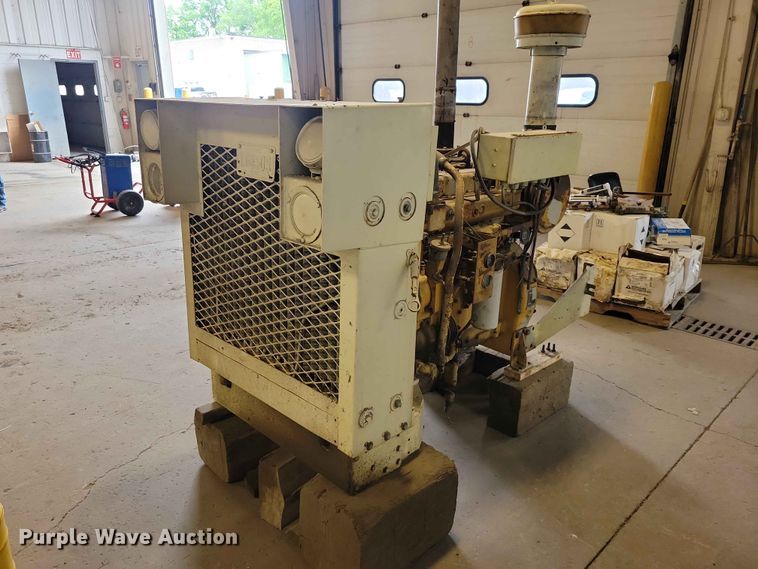 Caterpillar 3304 engine - DZ7201