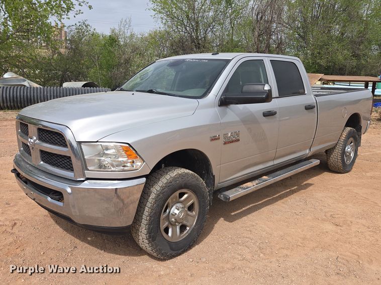 2015 RAM 2500HD Crew Cab pickup truck - EB1443