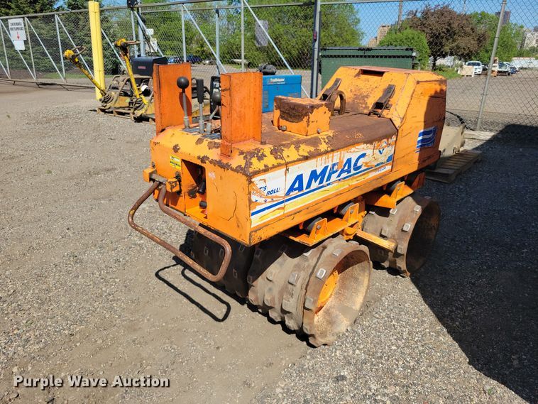 Ampac P33/24 trench compactor - EE1035