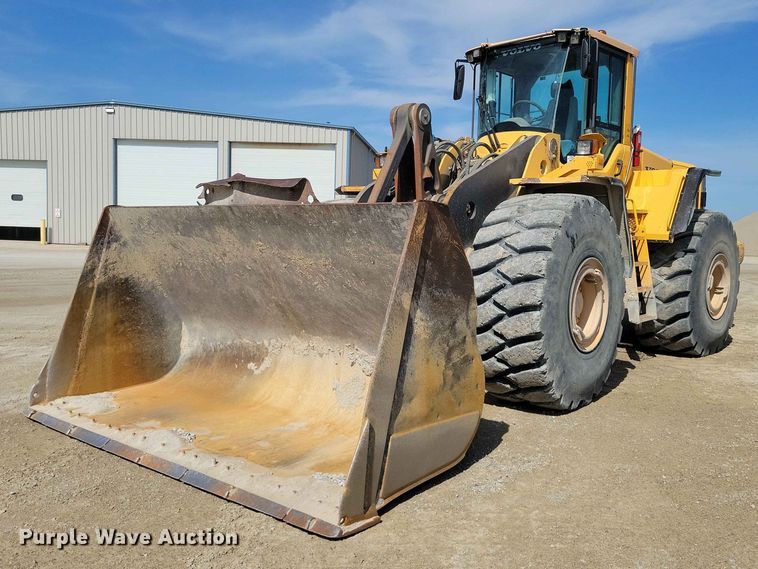 2008 Volvo L220F wheel loader - EE1045